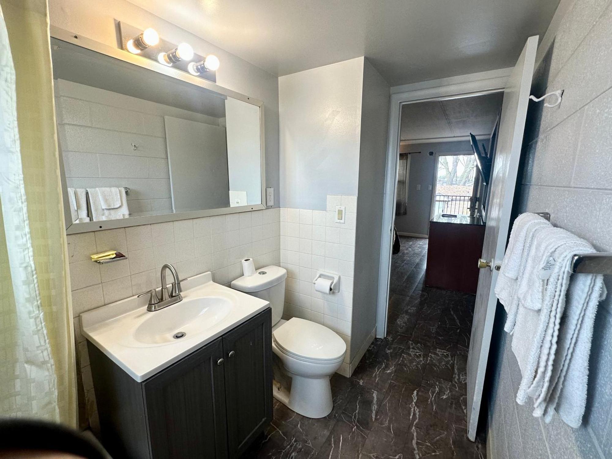 Des Plaines Motel By Oyo O'Hare Airport Chicago מראה חיצוני תמונה